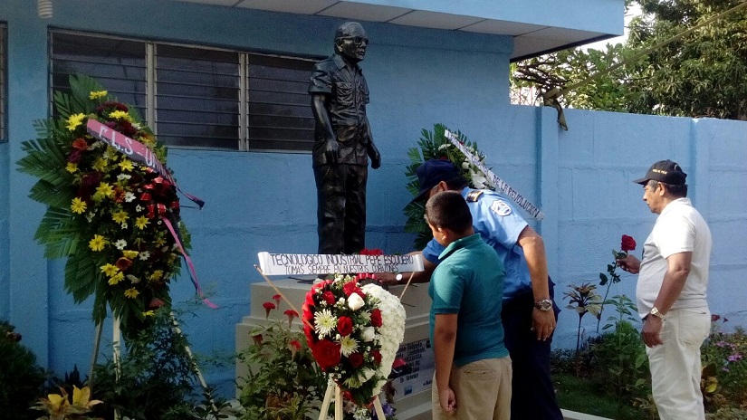 homenaje