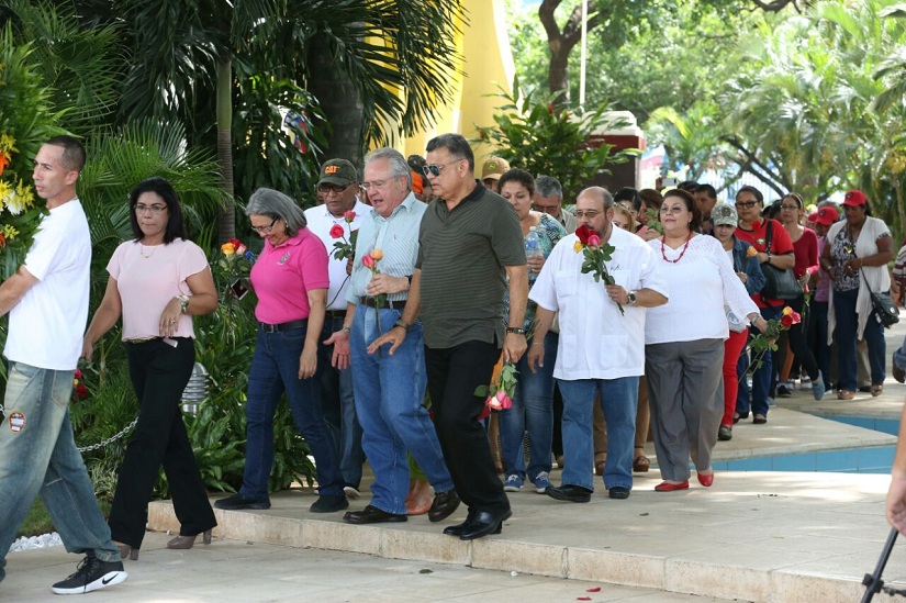 homenaje_tomas