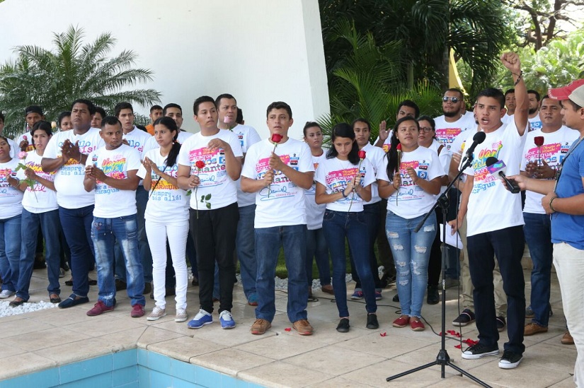 homenaje_tomas