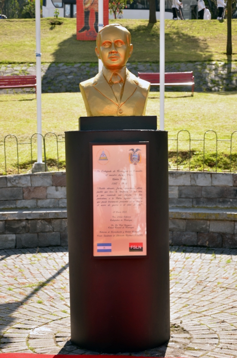 Homenaje_Dario_Ecuador