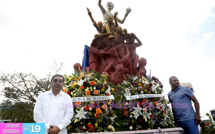 Tito_Trinidad_Plaza_Victorias