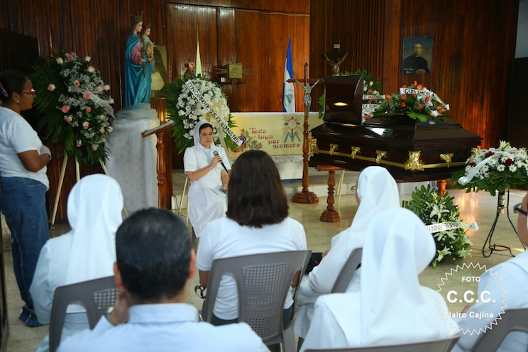 Vela Sor Emilia Rachella