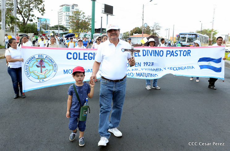 Desfile por la Vida