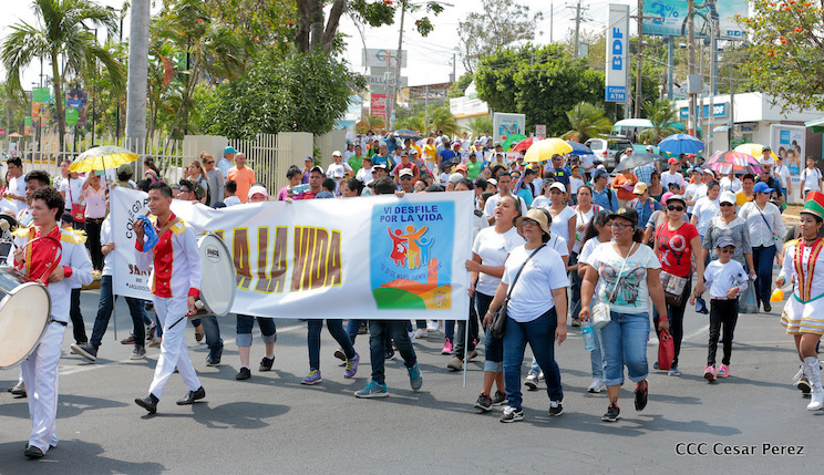 Desfile por la Vida