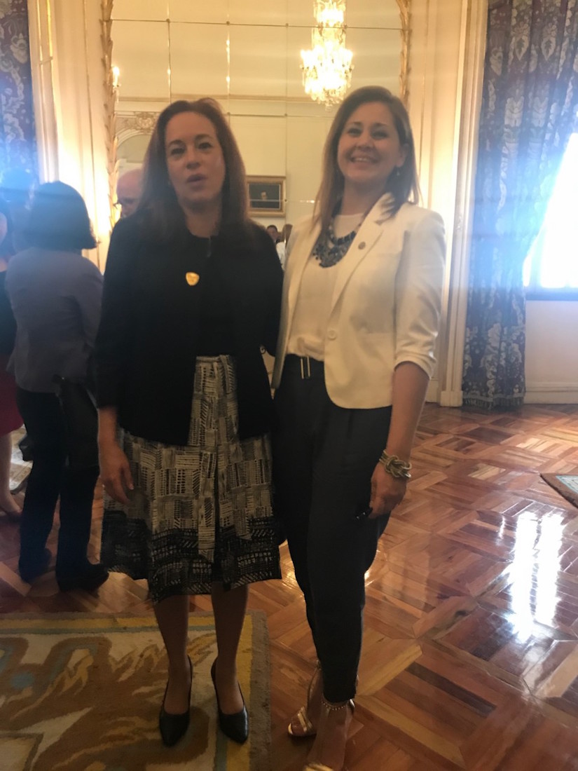 Saludo protocolar