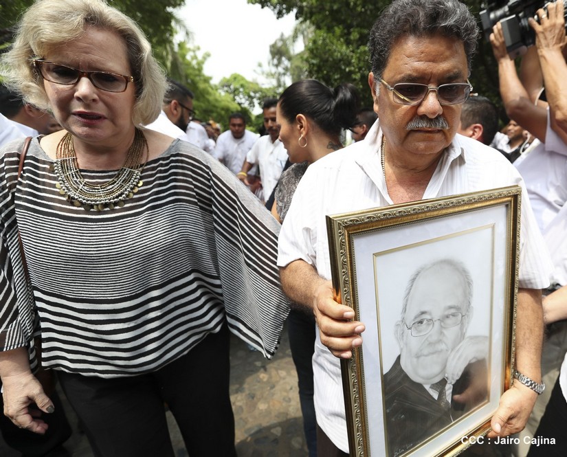 dos_homenaje_miguel