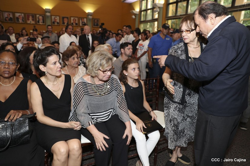 dos_homenaje_miguel