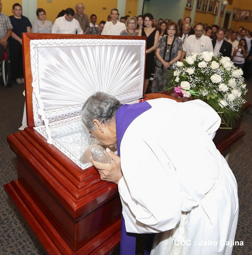 dos_homenaje_miguel