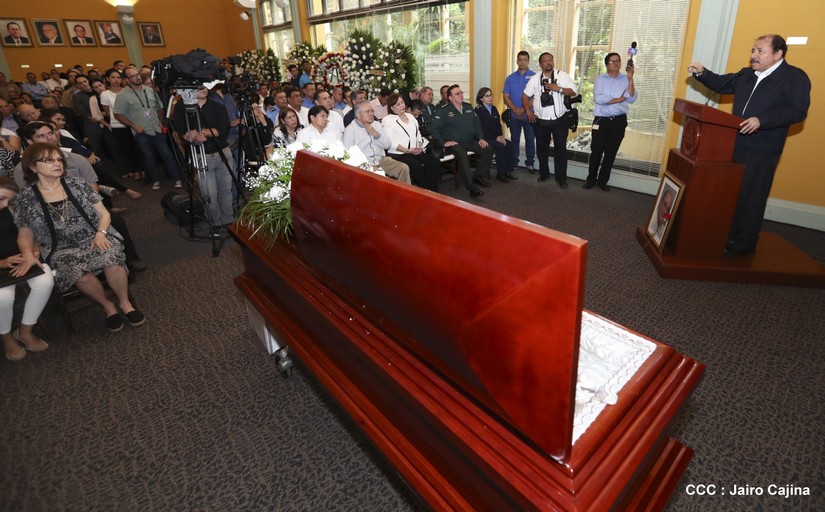 dos_homenaje_miguel