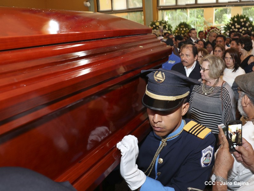 dos_homenaje_miguel