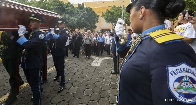 dos_homenaje_miguel