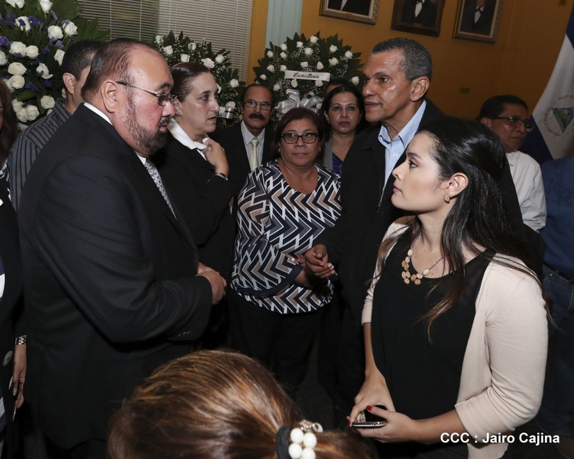 dos_homenaje_miguel