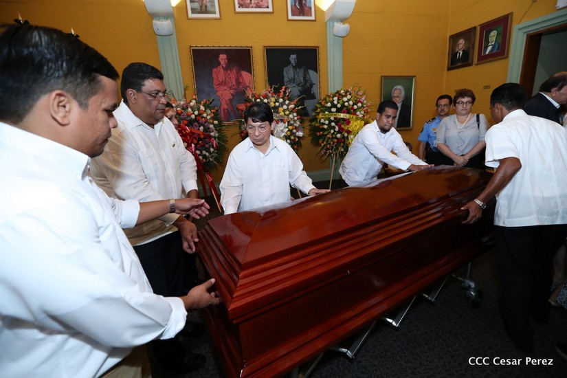homenaje