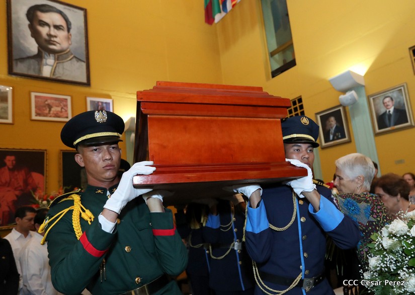 homenaje