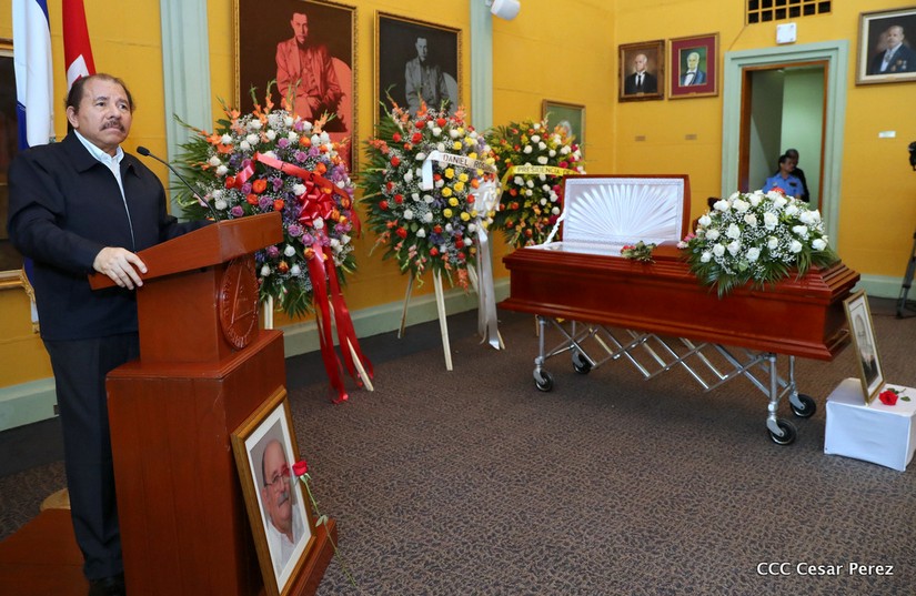 homenaje