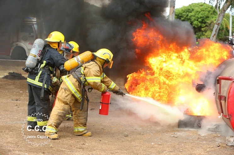 mujeres-bomberas