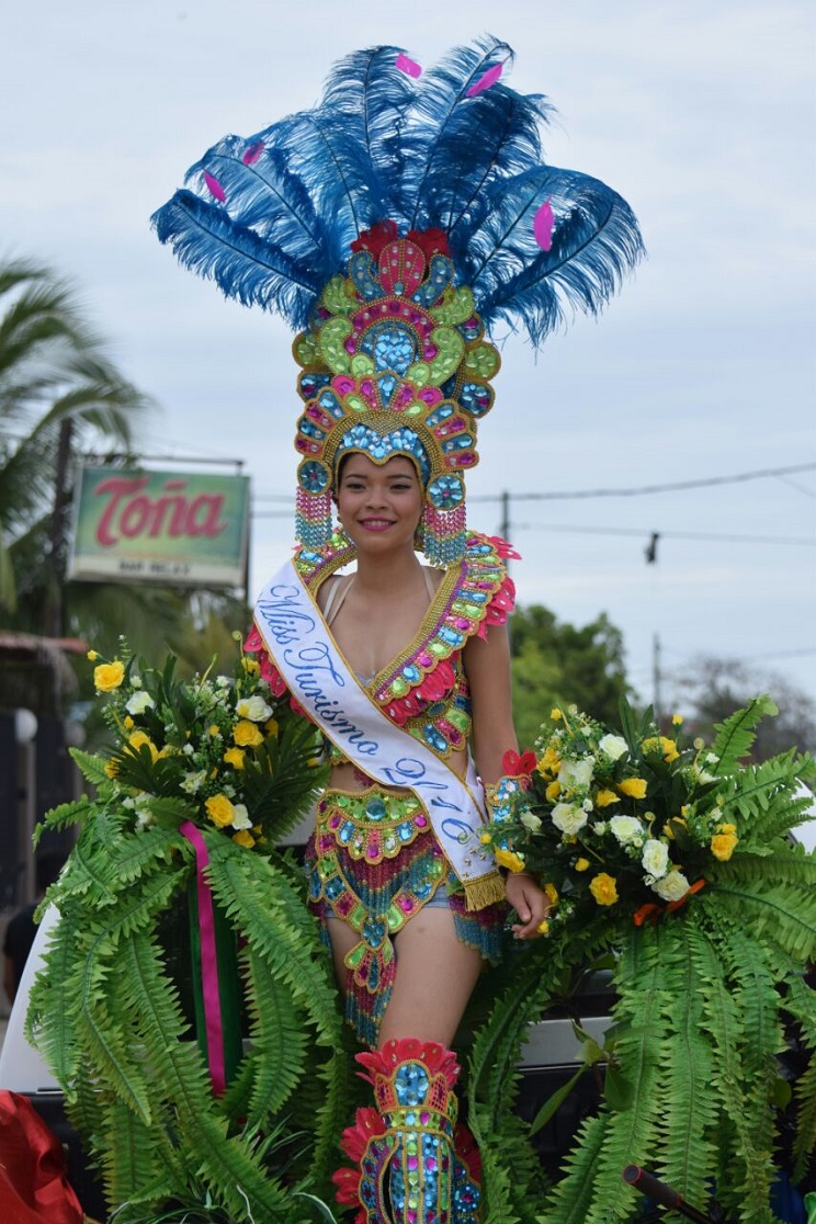 desfile_laguna_perlas