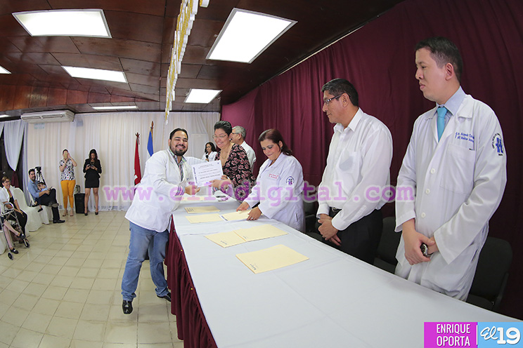 graduacion_medicos
