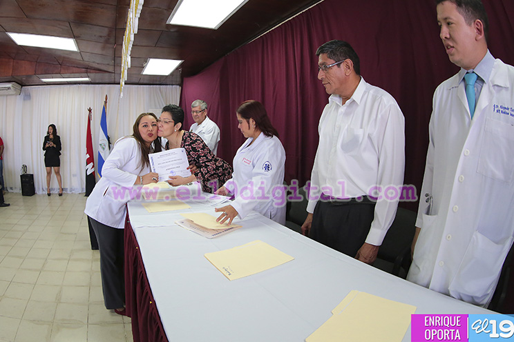 graduacion_medicos