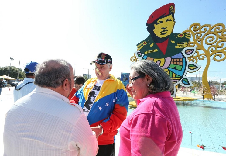 homenaje-hugo-chavez