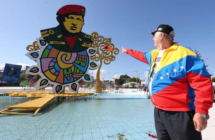 homenaje-hugo-chavez