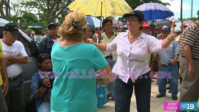viejitos_inss