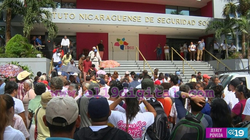 viejitos_inss