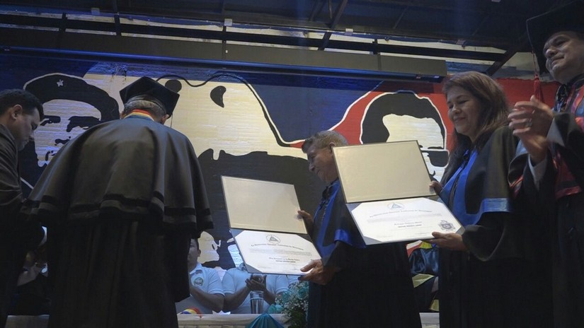 honoris-causa
