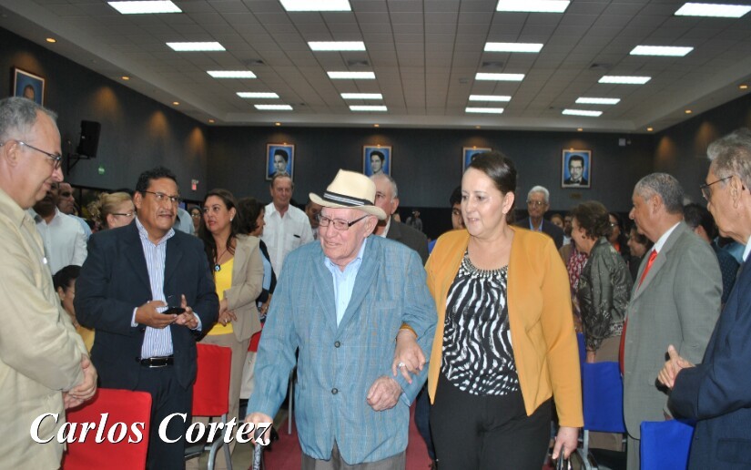 honoris-causa-unan
