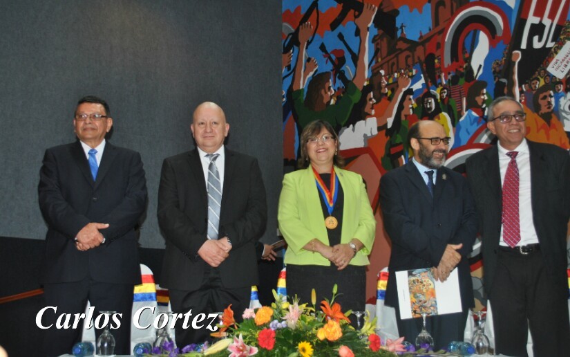 honoris-causa-unan