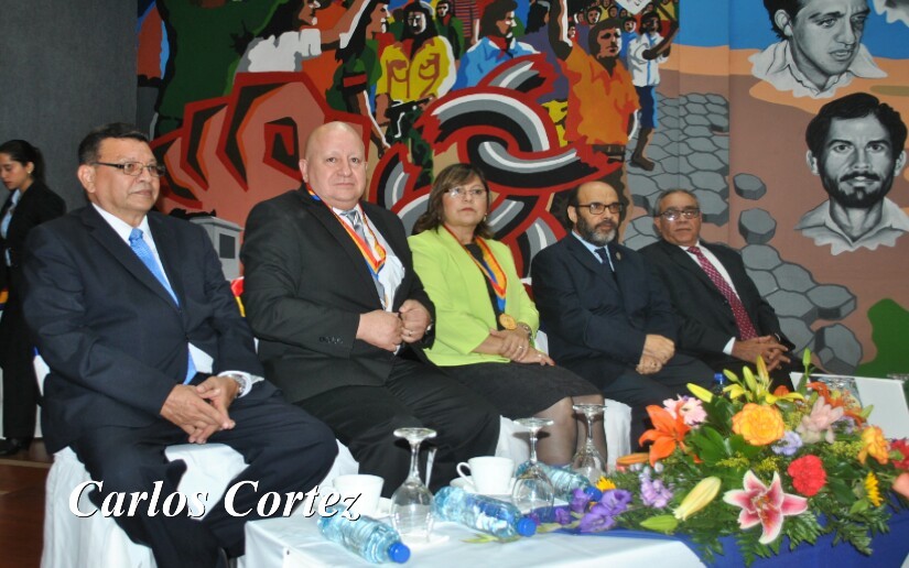 honoris-causa-unan
