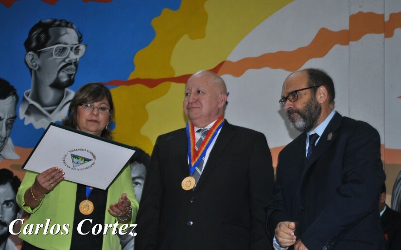 honoris-causa-unan