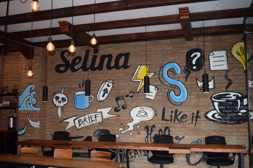selina