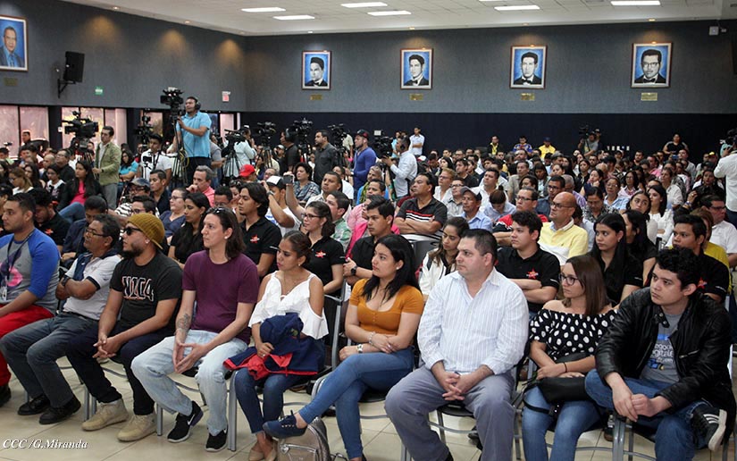 PERIODISTAS1