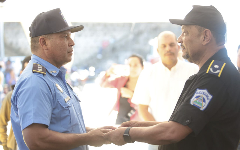 polic&iacute;a