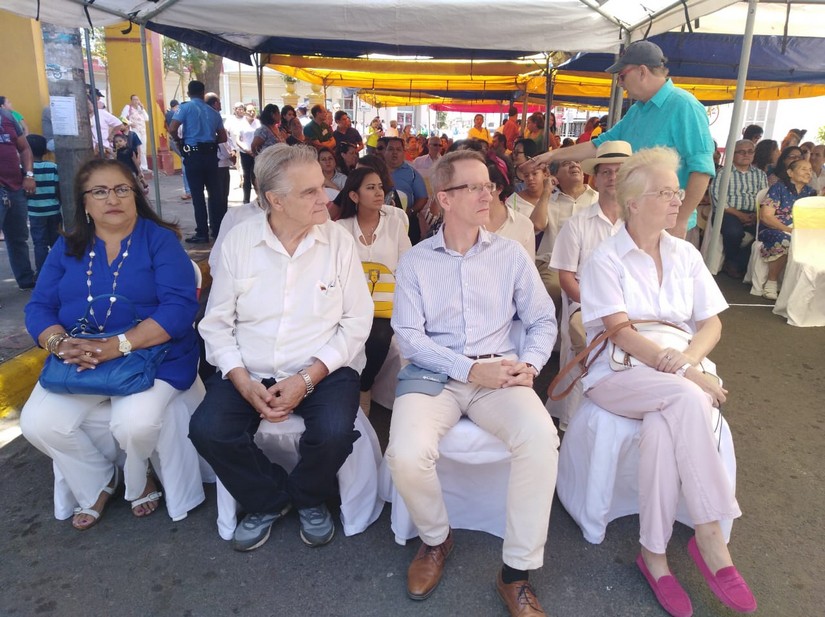 diplomaticos