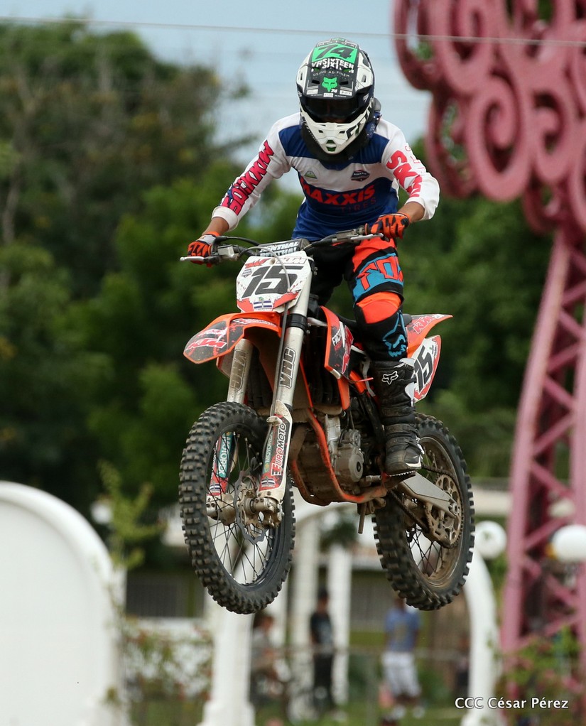 motos