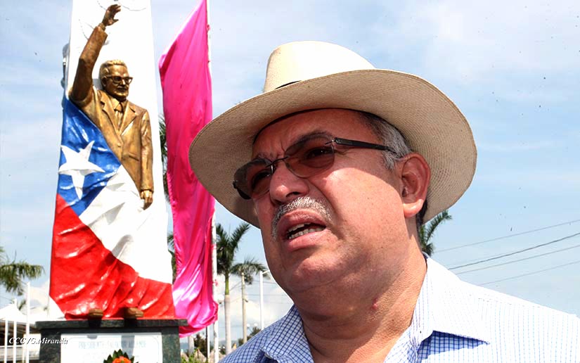 Allende1