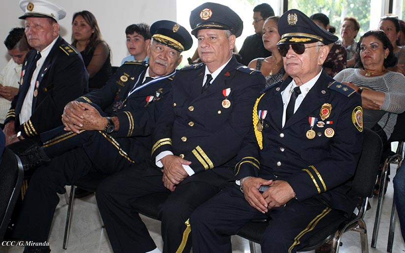 BOMBEROS1