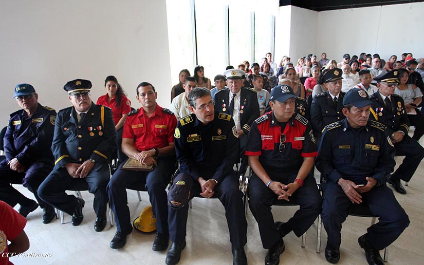 BOMBEROS1