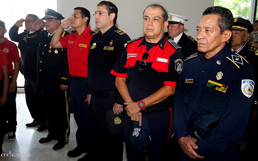 BOMBEROS1