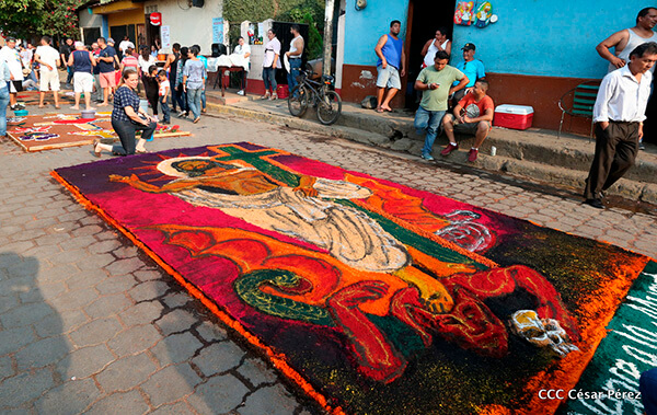 alfombras-pasionarias-leon