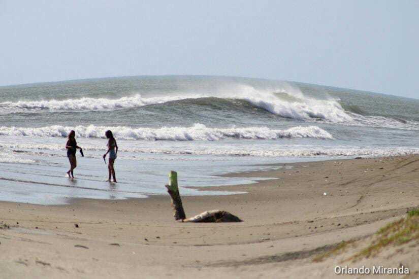 playa-pochomil