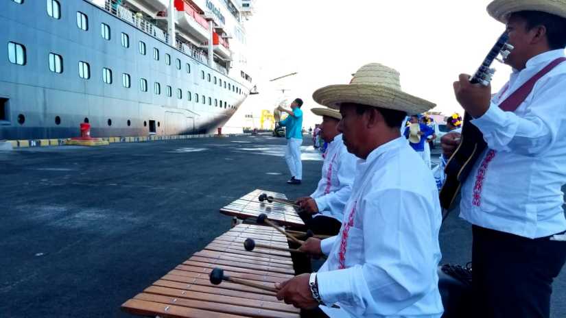 crucero-puerto-corinto