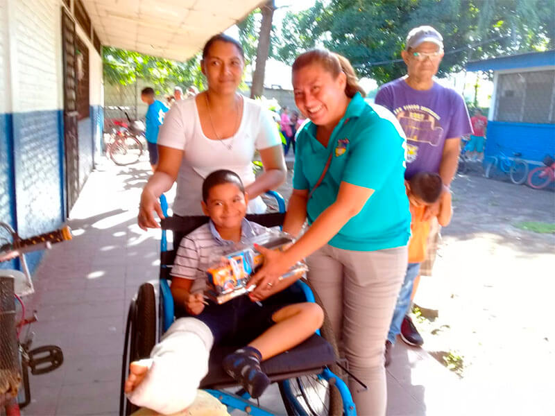 entrega-juguetes-en-nicaragua-navidad