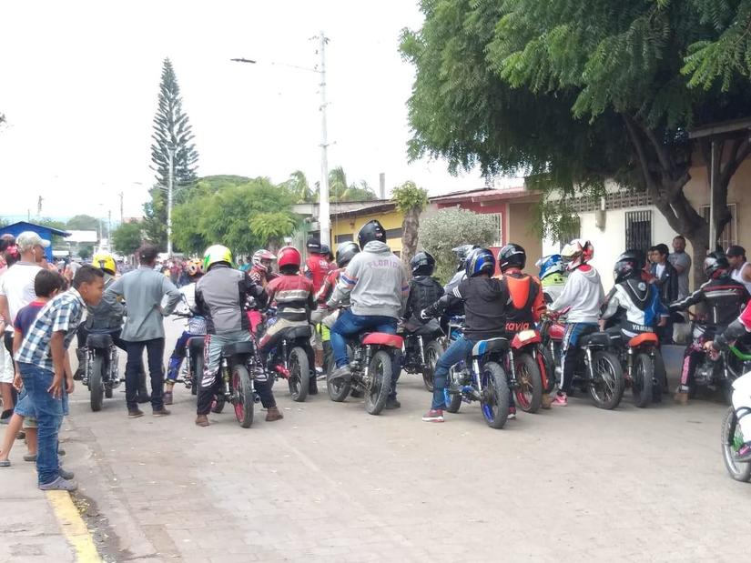 motos