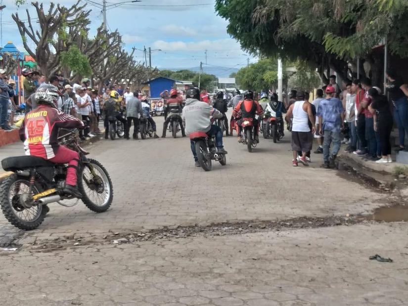 motos