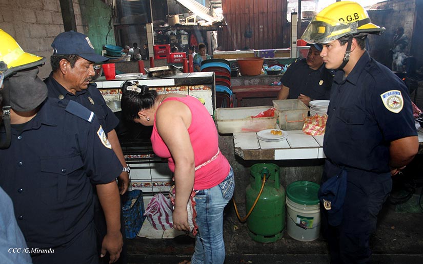BOMBEROS1