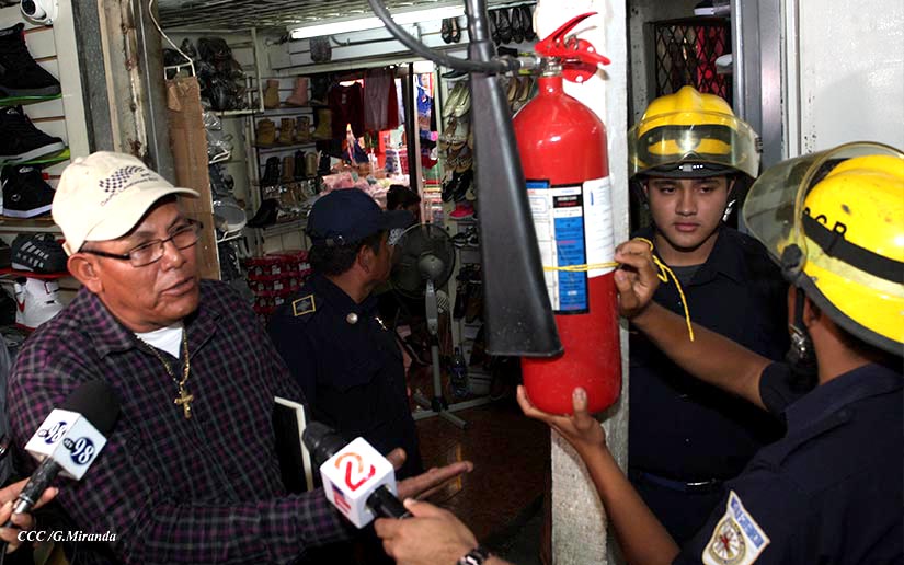 BOMBEROS1