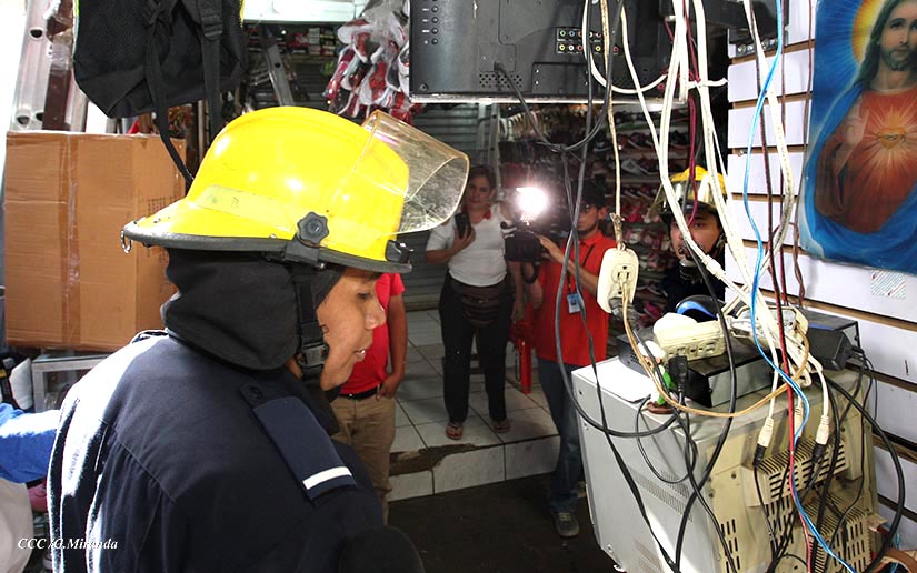 BOMBEROS1